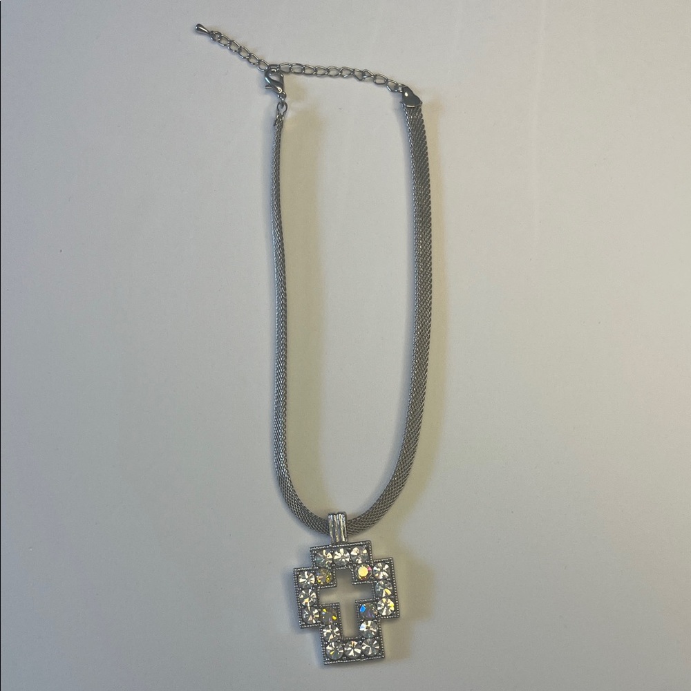 Elegant Silver Cross Pendant Necklace